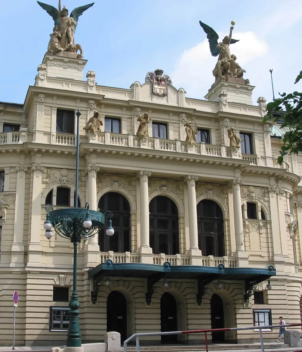 Vinohrady Theater Vinohrady Theater