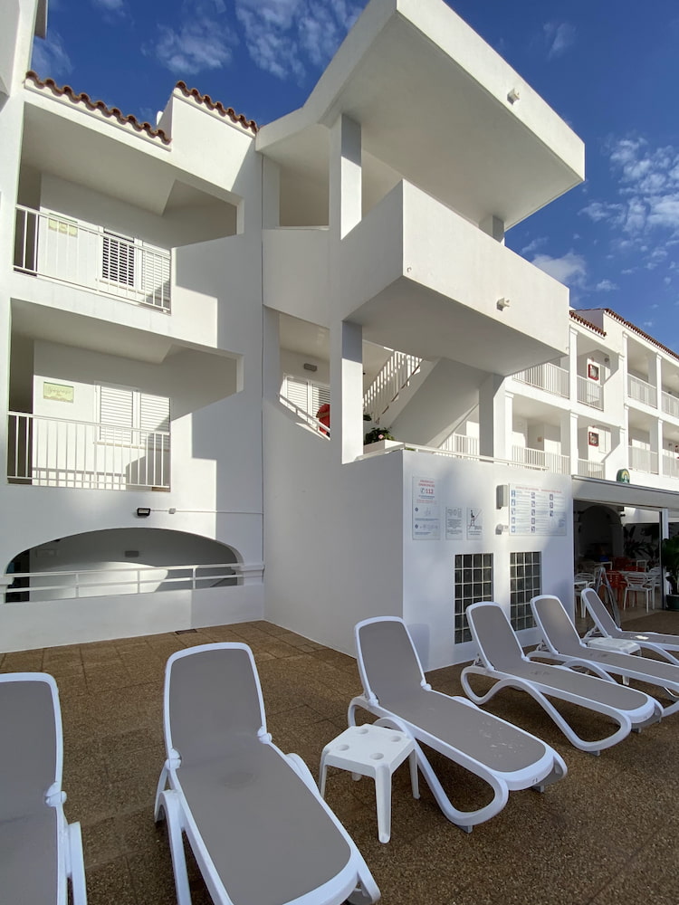 Cala Llonga Cala Llonga