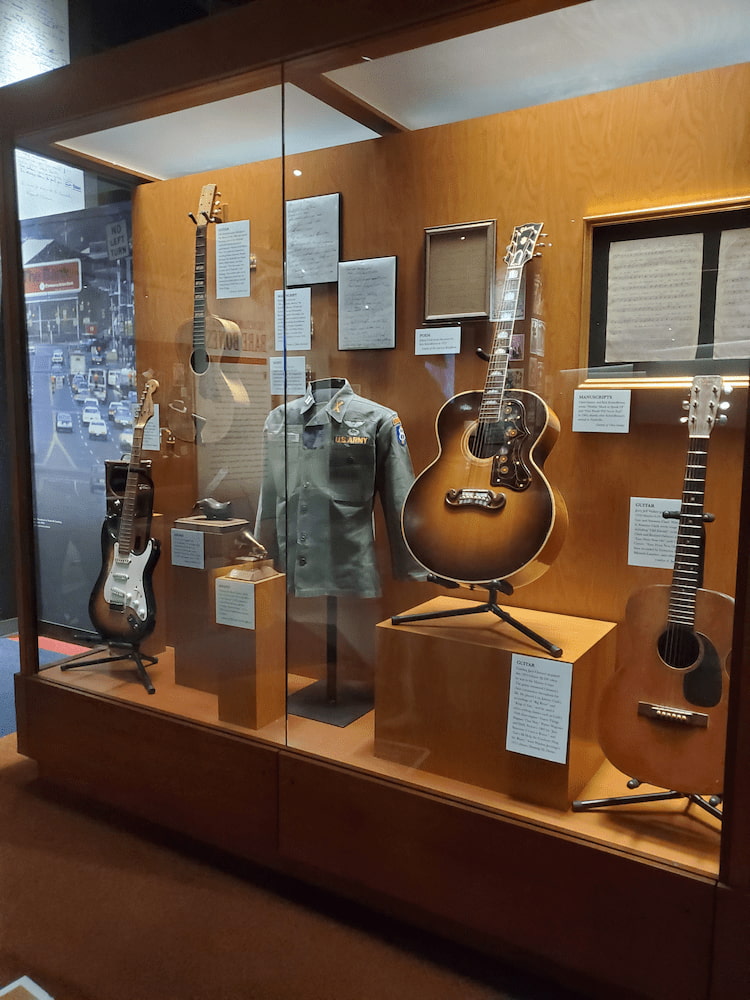 Museo y Salón de la Fama de la Música Country Museo y Salón de la Fama de la Música Country