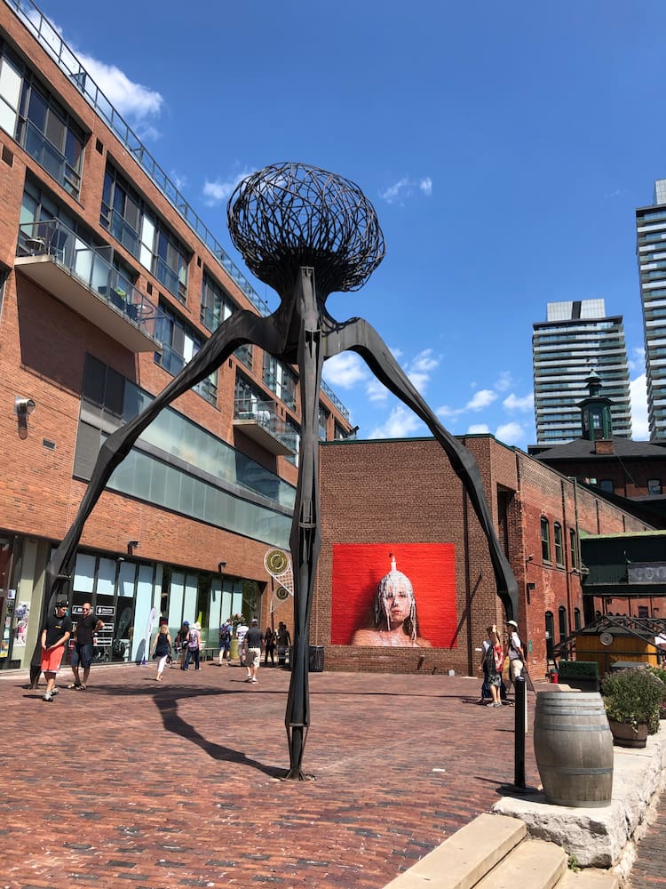 Harbourfront y Distillery District Harbourfront y Distillery District