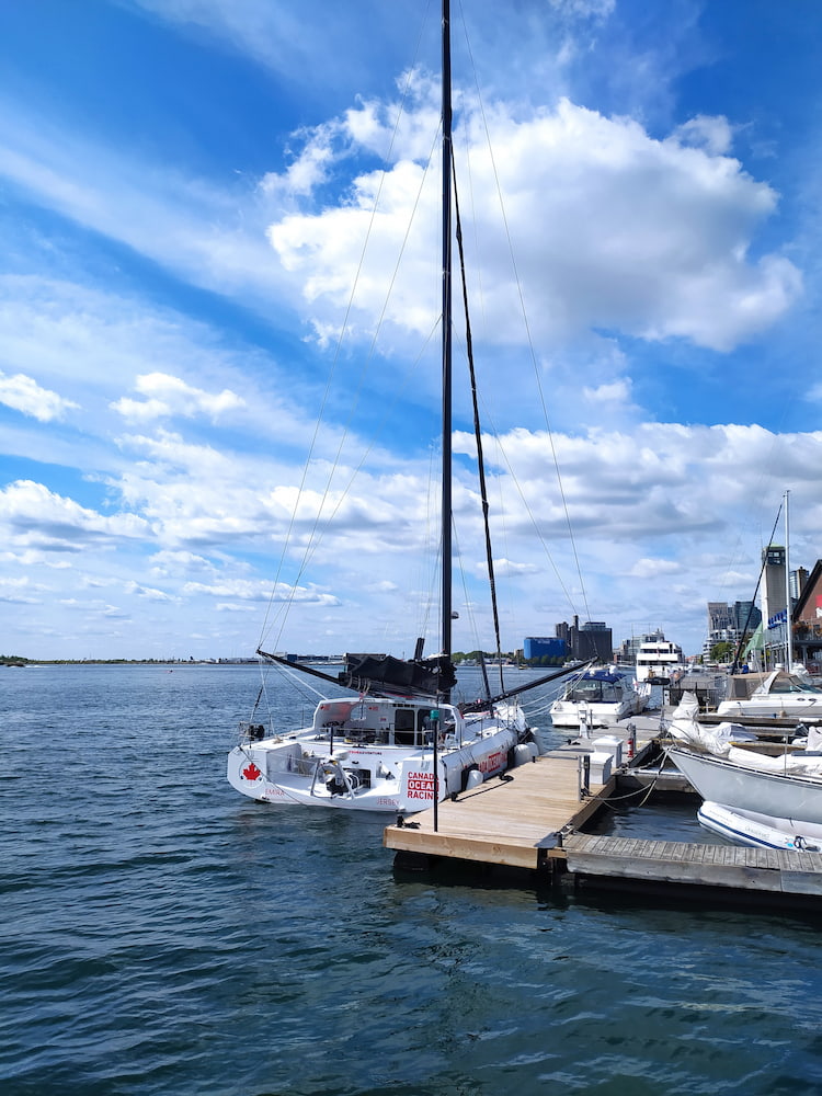Embankment Harbourfront & Distillery District Embankment Harbourfront & Distillery District