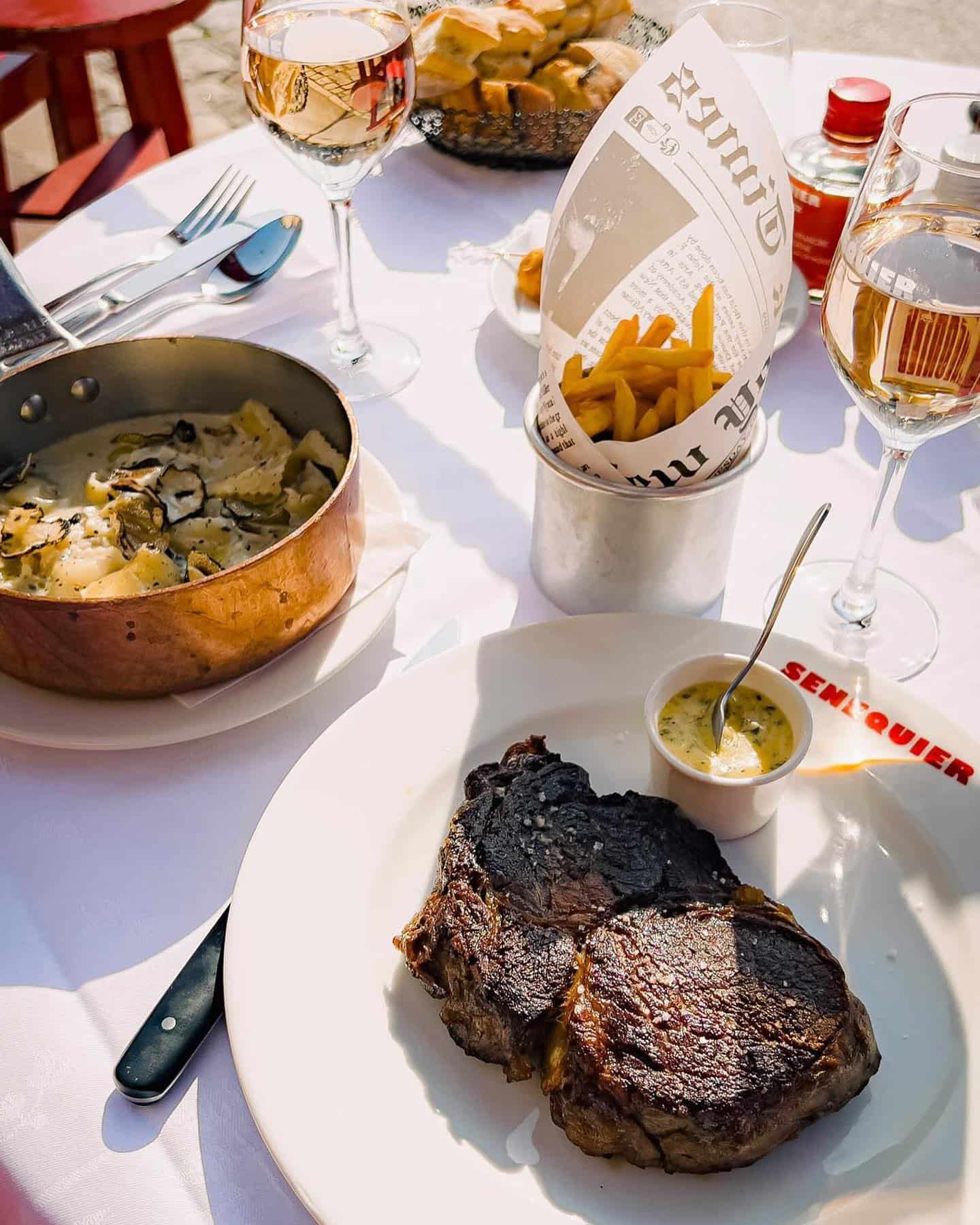 Senequier cafe, Old Town, Saint Tropez, France