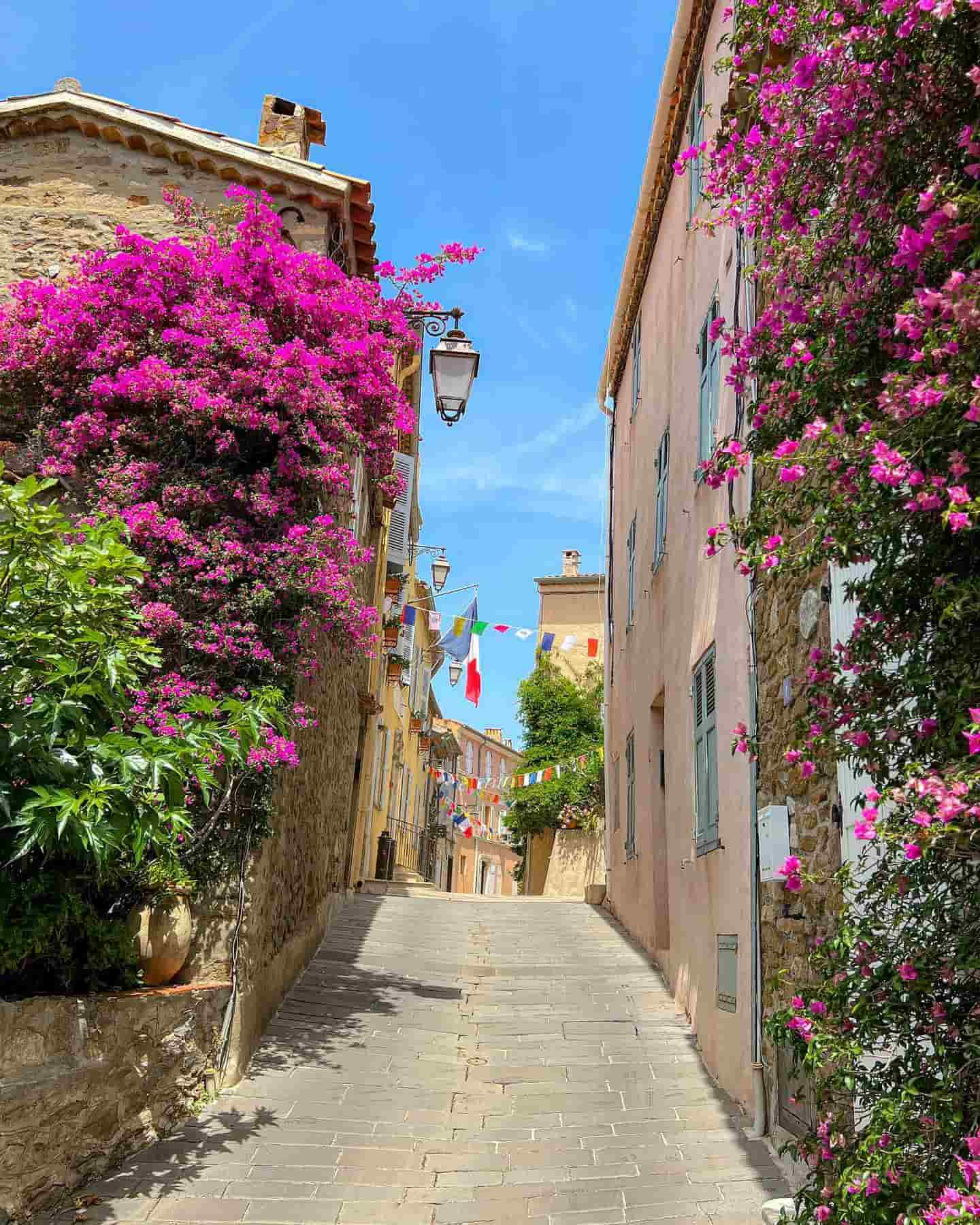 📍 Village de Gassin, Saint Tropez, Francia 📍 Village de Gassin, Saint Tropez, Francia