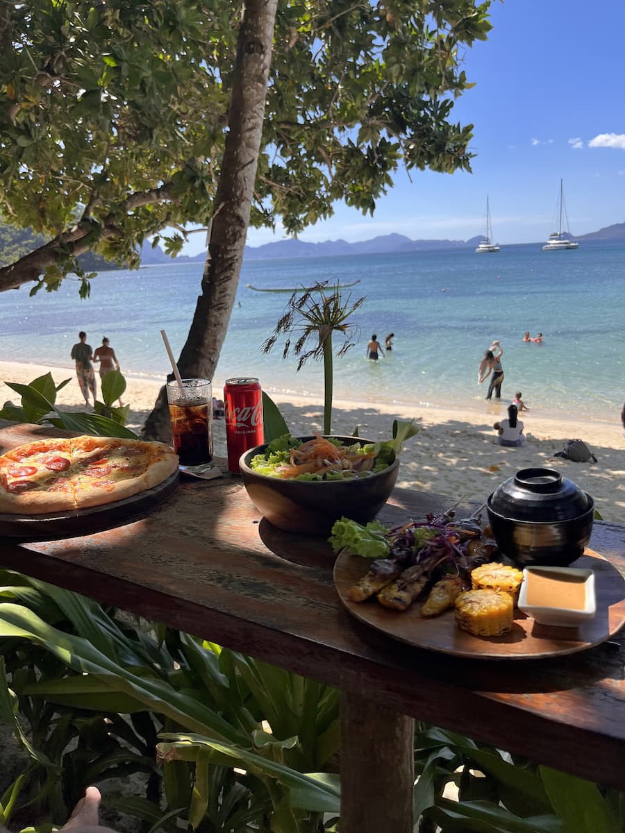 Caalan Beach, Palawan Caalan Beach, Palawan