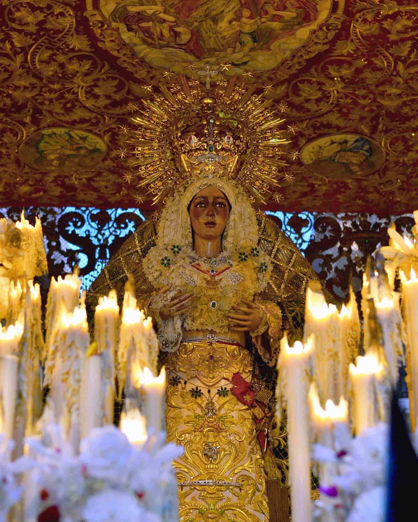Basílica de la Macarena, Sevilla, España Basílica de la Macarena, Sevilla, España