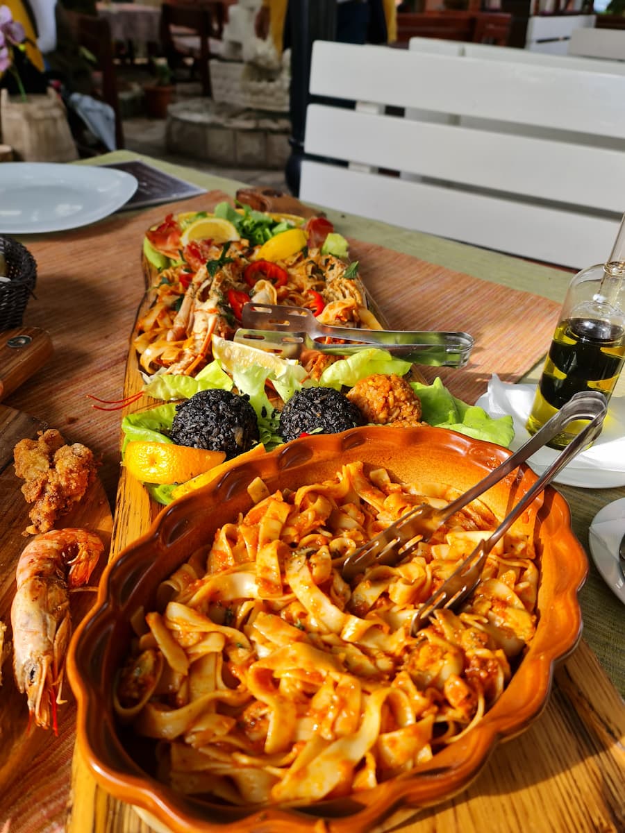 Lago Skadar, Montenegro Lago Skadar, Montenegro