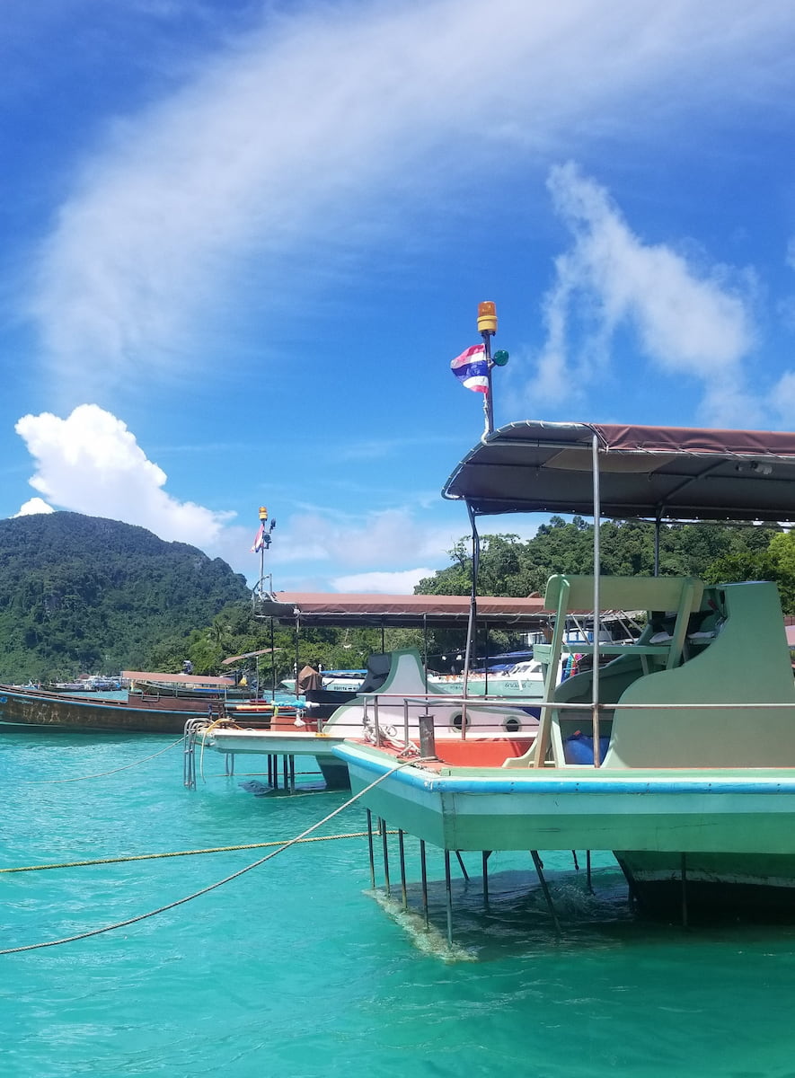 Long Beach, Phi Phi Long Beach, Phi Phi