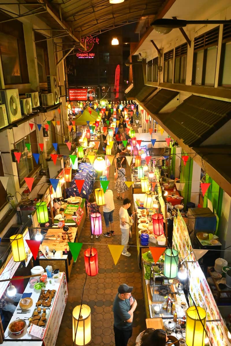 Bazar nocturno Bazar nocturno