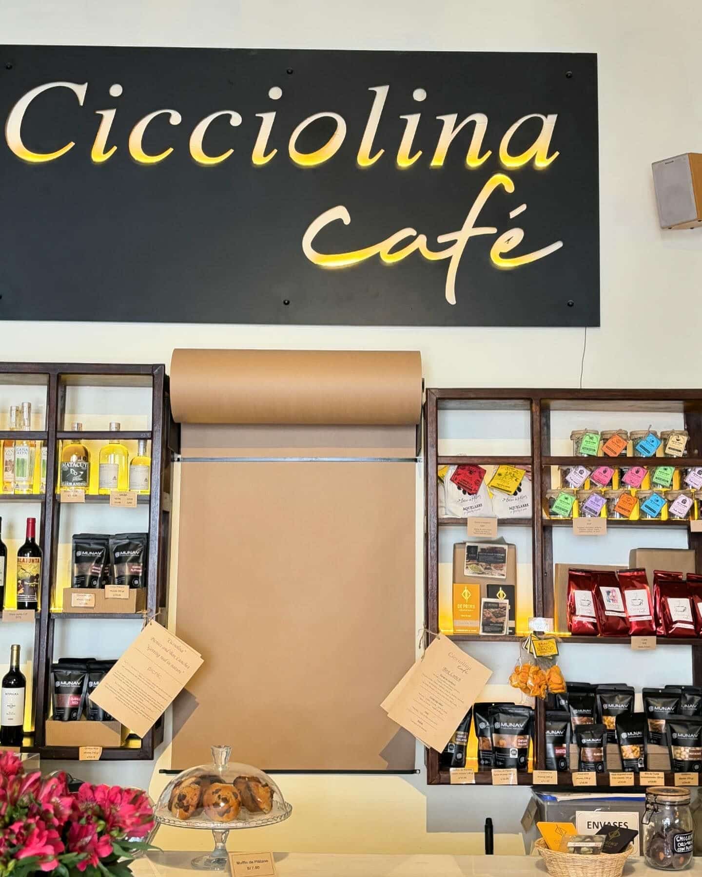 Cicciolina, Cusco Cicciolina, Cusco