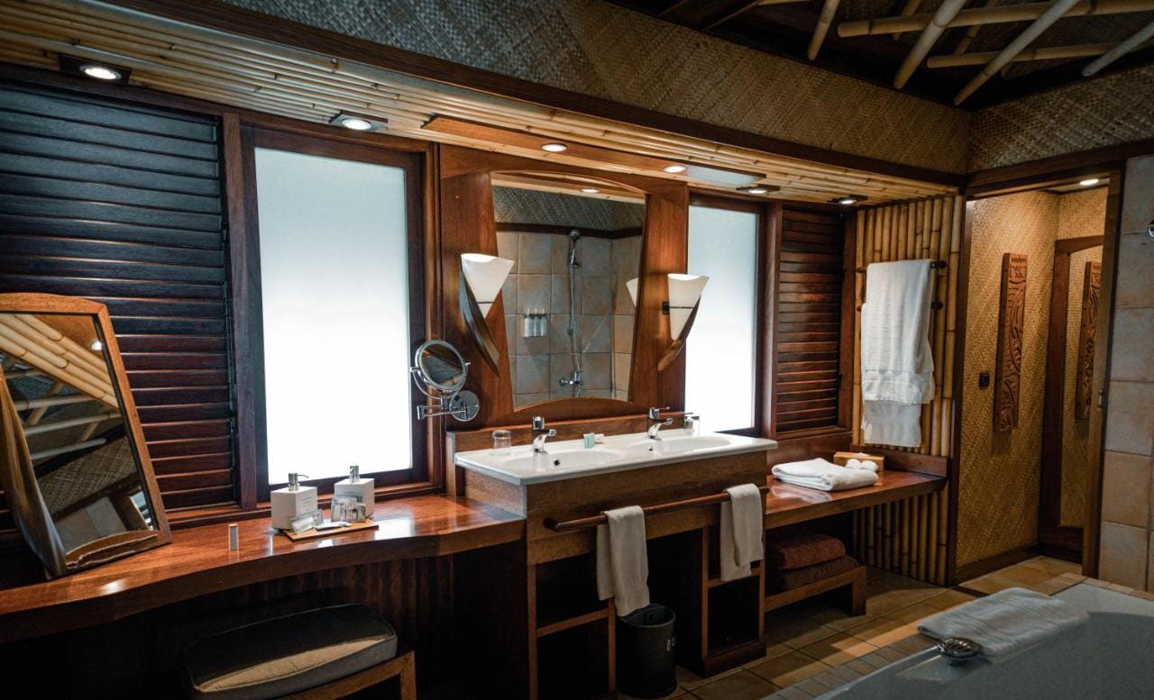 InterContinental Bora Bora Le Moana Resort