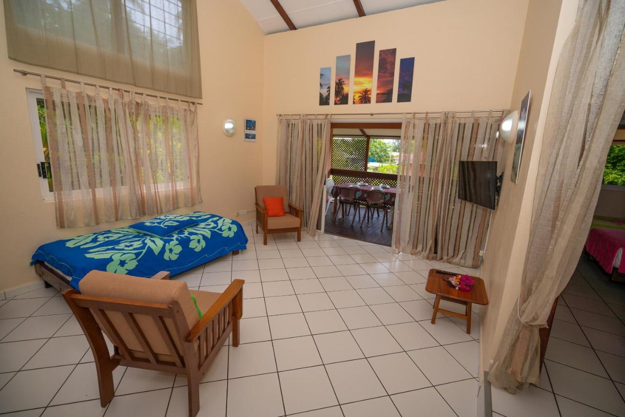 Bora Bora Holiday's Lodge