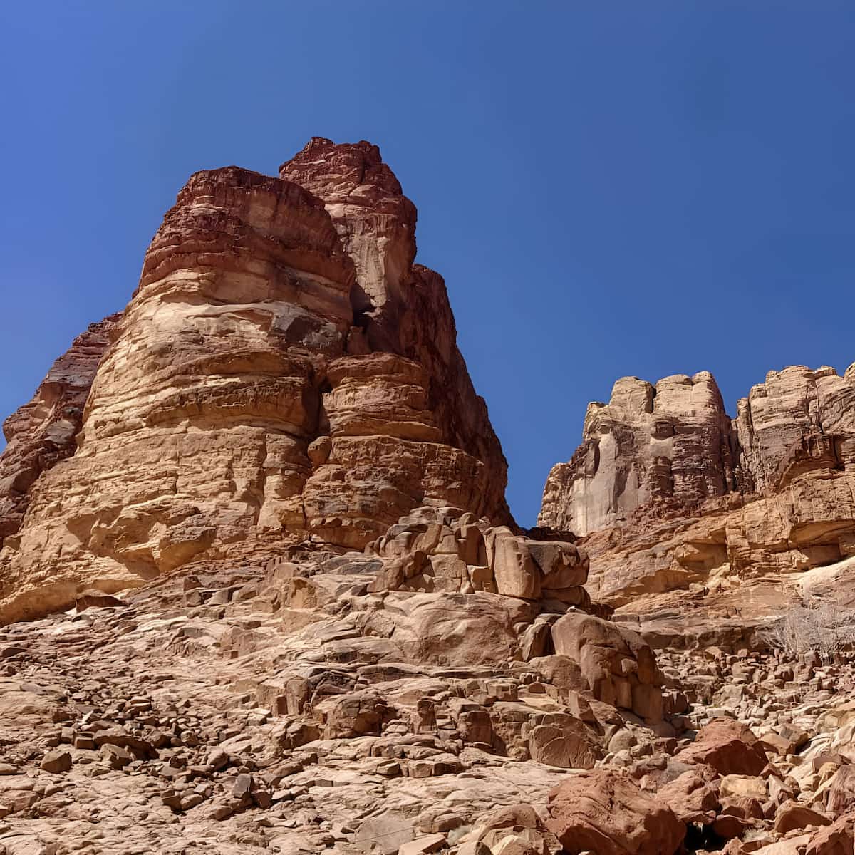 Wadi Rum: The Valley of the Moon Wadi Rum: The Valley of the Moon