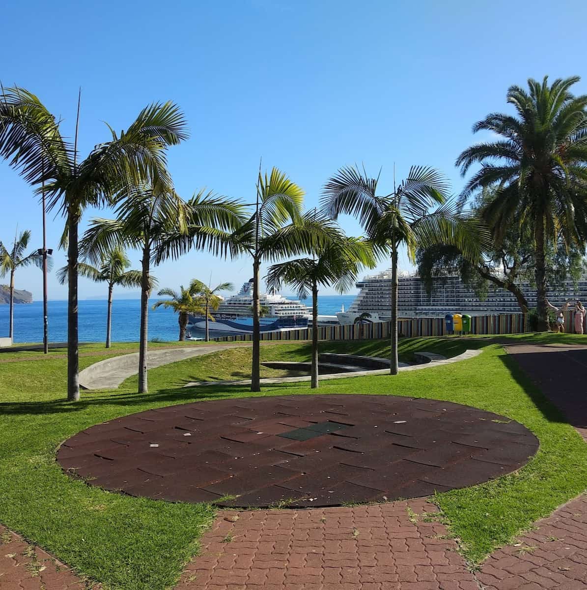 Madeira, Funchal: São Pedro Madeira, Funchal: São Pedro