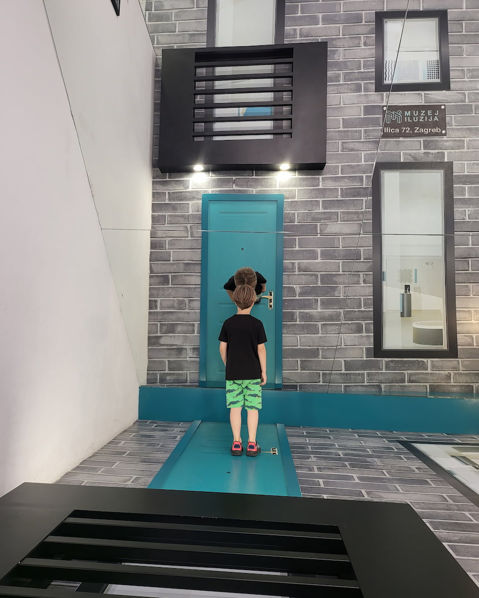 Zagreb, Museo de las Ilusiones Zagreb, Museo de las Ilusiones