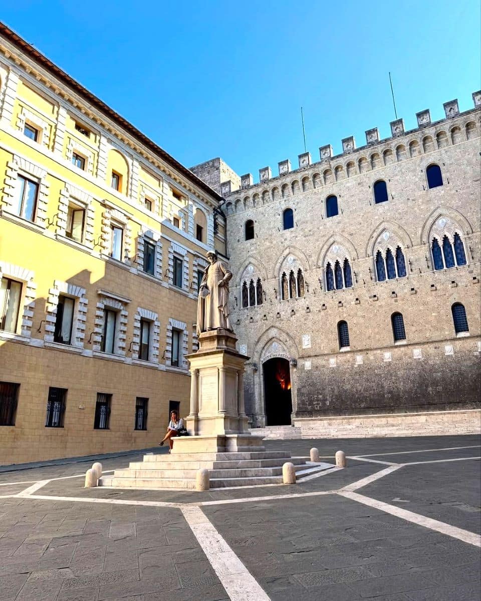 Aquila District, Siena Aquila District, Siena
