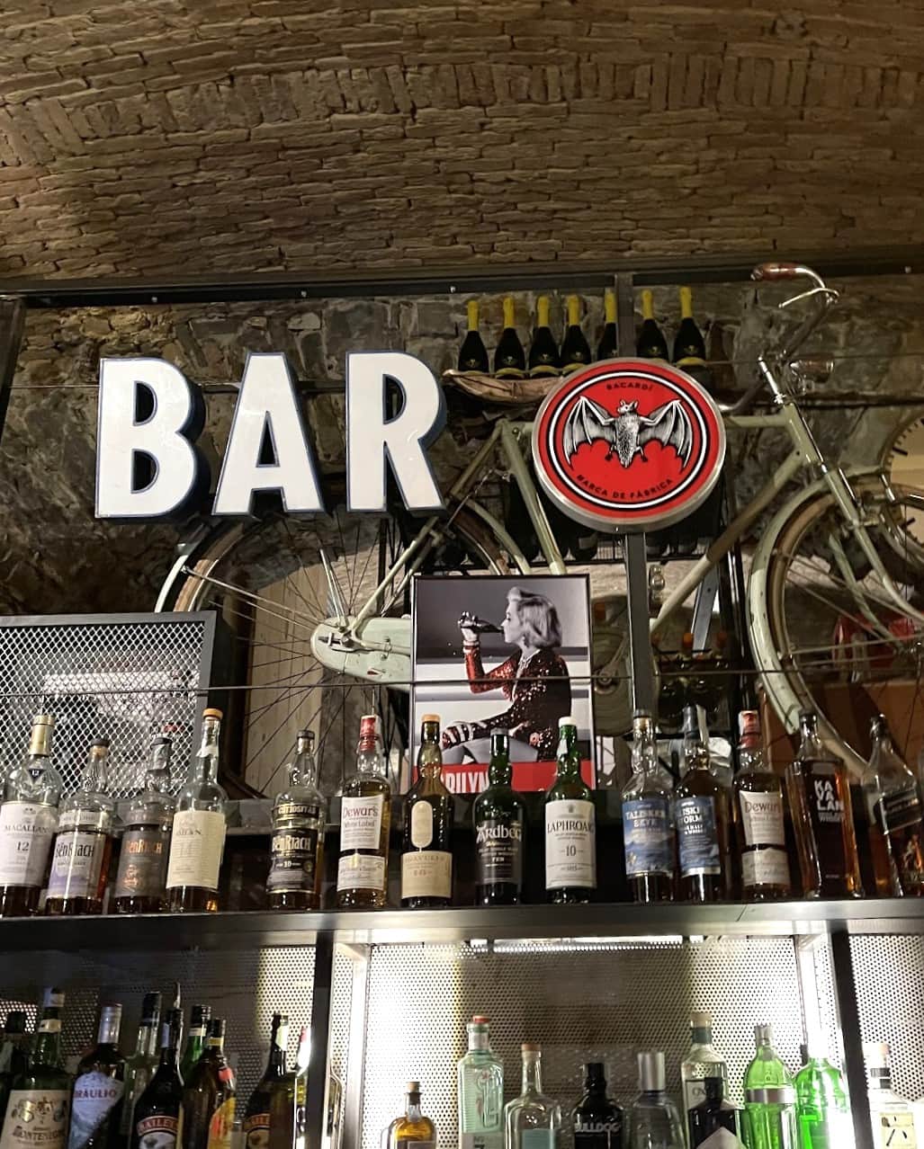 Cavana Nightlife, Trieste Cavana Nightlife, Trieste