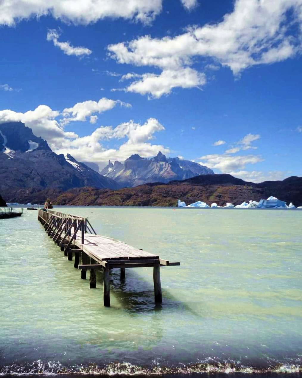 Lago Grey Area, Torres del Paine Lago Grey Area, Torres del Paine