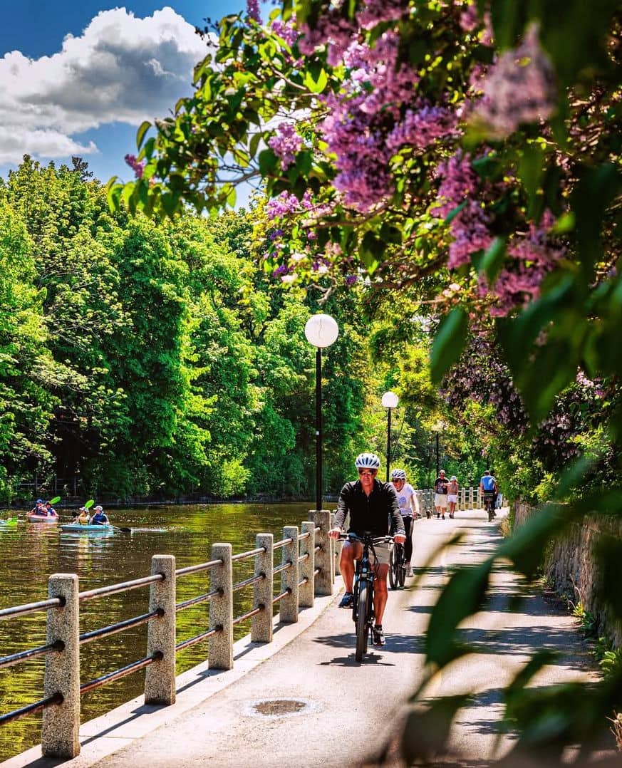 Near Rideau Canal, Ottawa Near Rideau Canal, Ottawa
