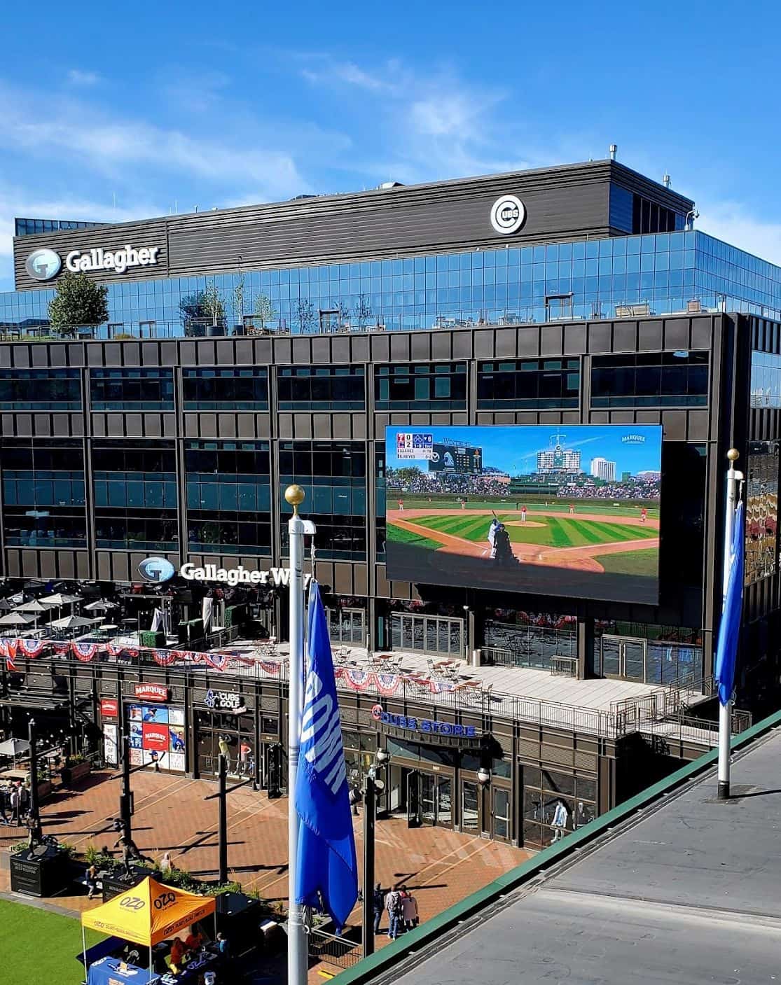 Near Wrigley Field, Chicago Near Wrigley Field, Chicago