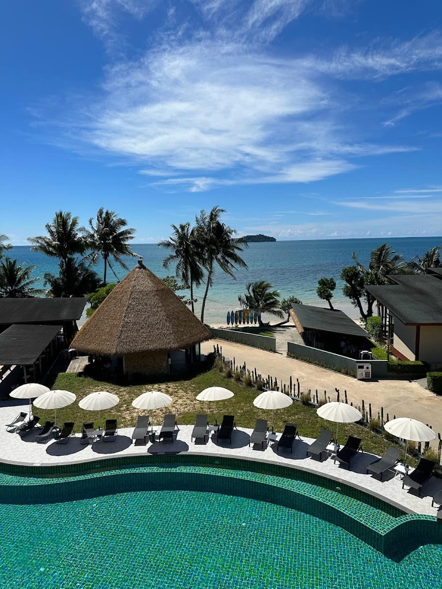 Kai Bae Beach, Koh Chang Kai Bae Beach, Koh Chang