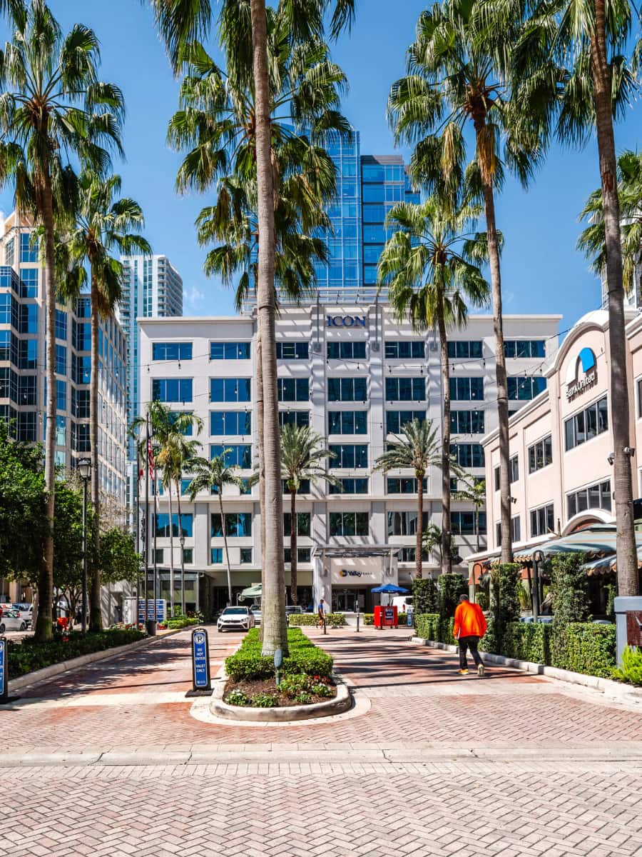 Las Olas Boulevard, Fort Lauderdale Las Olas Boulevard, Fort Lauderdale