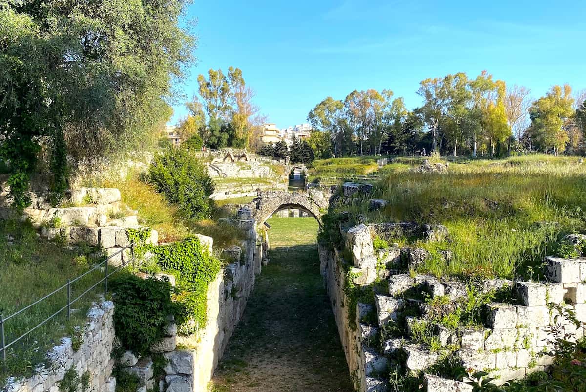 Área del Parque Arqueológico de Neápolis, Italia