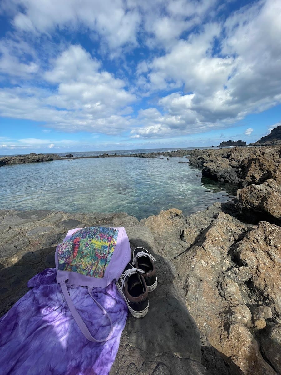 Pozo de Las Calcosas, El Hierro Pozo de Las Calcosas, El Hierro