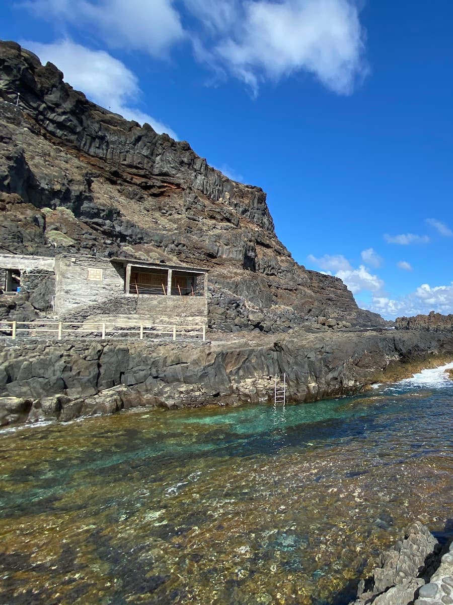 Pozo de Las Calcosas, El Hierro Pozo de Las Calcosas, El Hierro