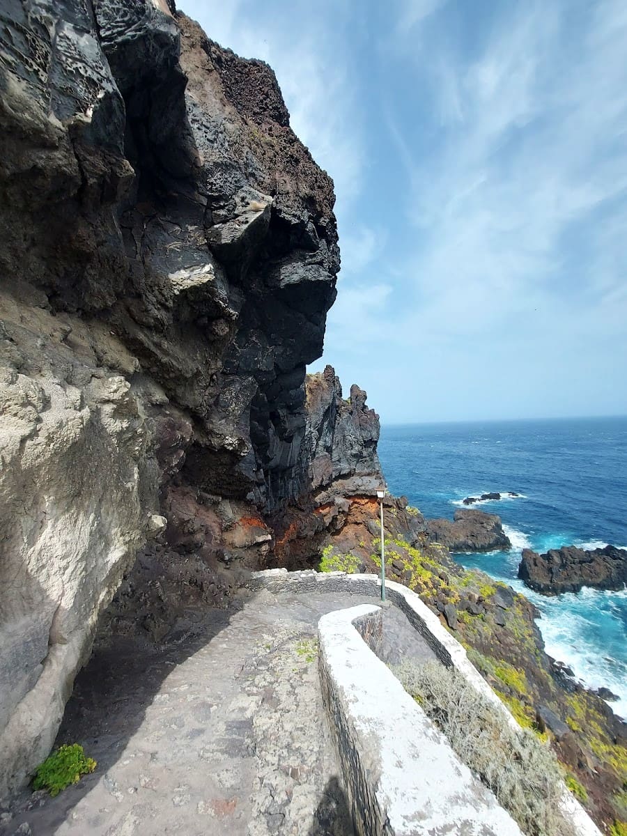 Pozo de Las Calcosas, El Hierro Pozo de Las Calcosas, El Hierro