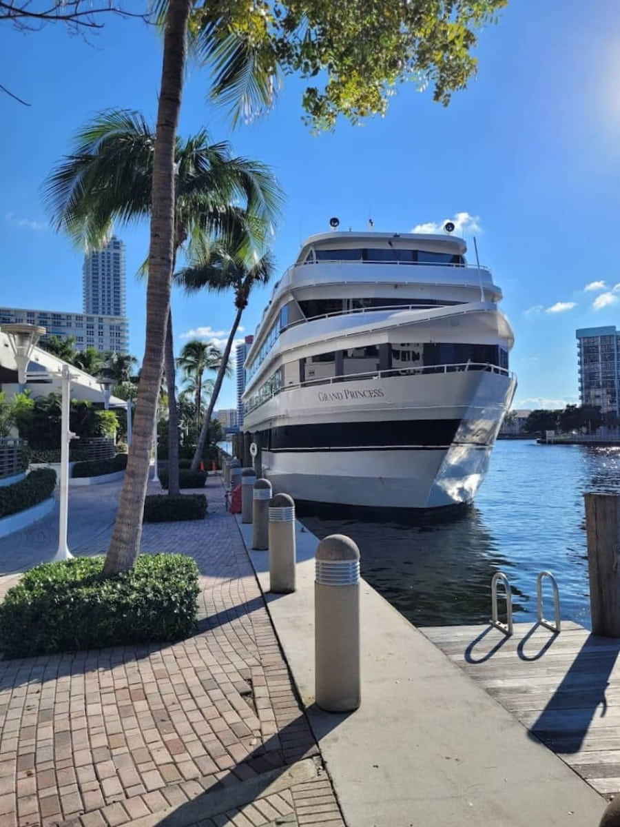 The Hollywood Beach Broadwalk, Fort Lauderdale The Hollywood Beach Broadwalk, Fort Lauderdale