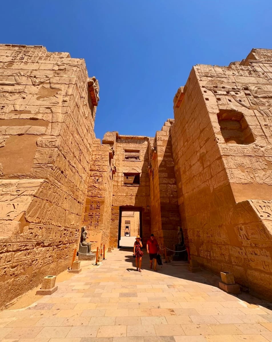 Medinet Habu Temple, Egypt Medinet Habu Temple, Egypt